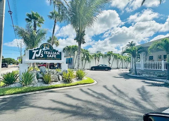 Blue Water Beachside 6 Apartment Clearwater Beach
