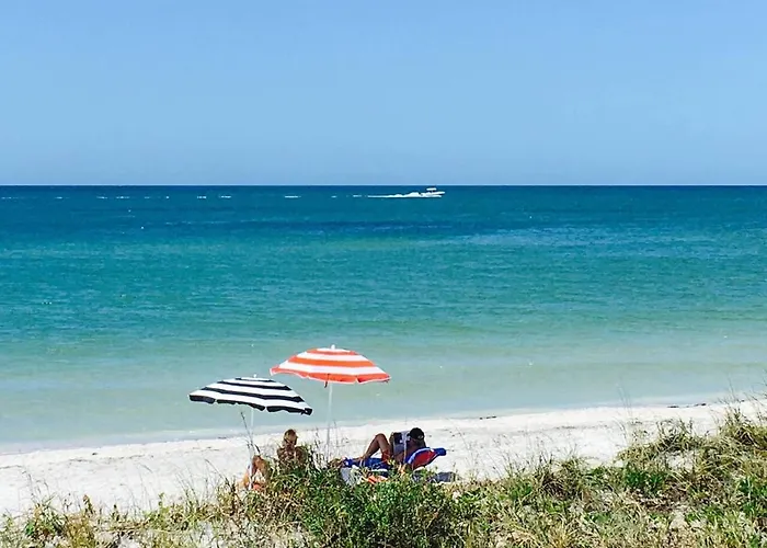 Apartment Blue Water Beachside 6 *