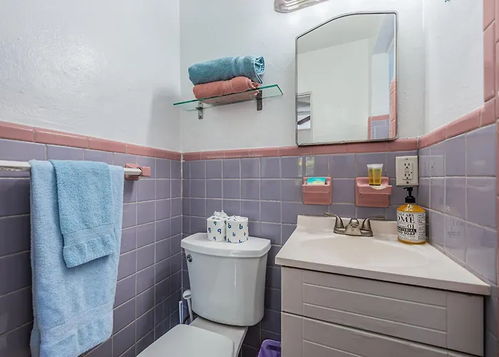 Apartment Blue Water Beachside 6 *