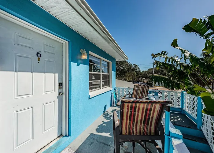 Blue Water Beachside 6 Apartment Clearwater Beach